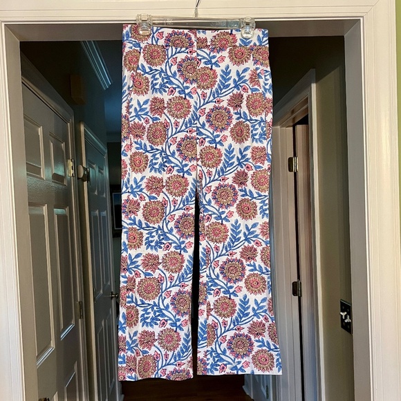 NWOT J.Crew Hayden Floral Vine Print Kick Out Pant Size 2 - Picture 1 of 2